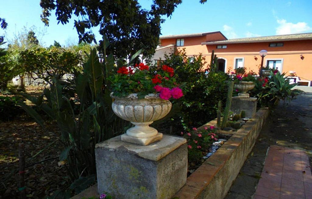 Baglio Delle Rose Bed and Breakfast Giarre Εξωτερικό φωτογραφία