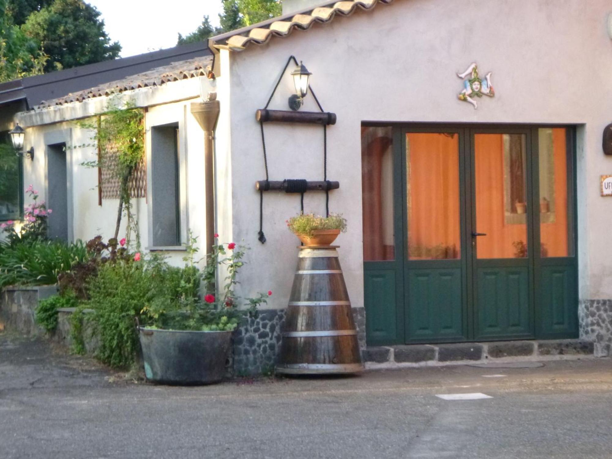 Baglio Delle Rose Bed and Breakfast Giarre Εξωτερικό φωτογραφία