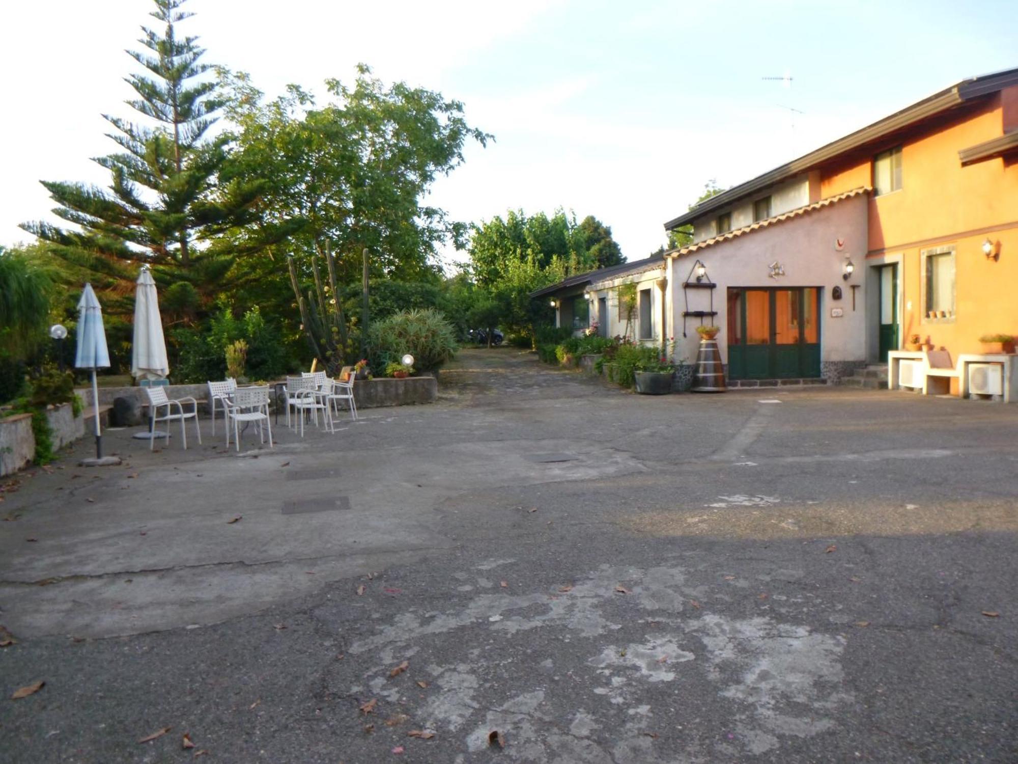 Baglio Delle Rose Bed and Breakfast Giarre Εξωτερικό φωτογραφία